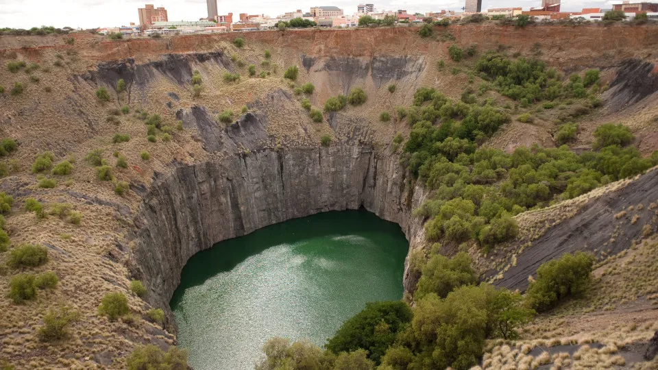 The deepest holes on Earth