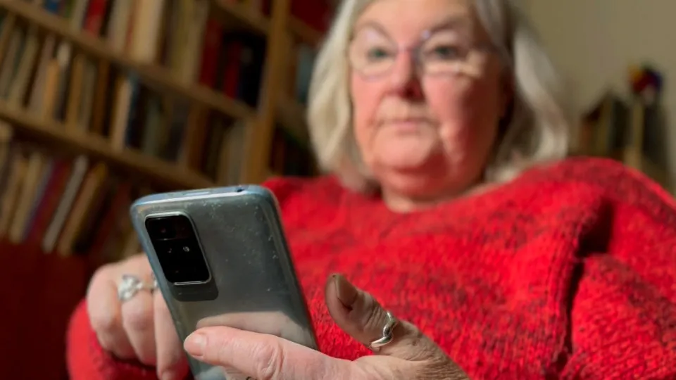 Vad händer med en persons sociala medier efter att de dör?