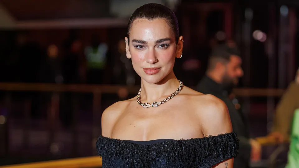 Dua Lipa files US$15 million lawsuit against Samsung