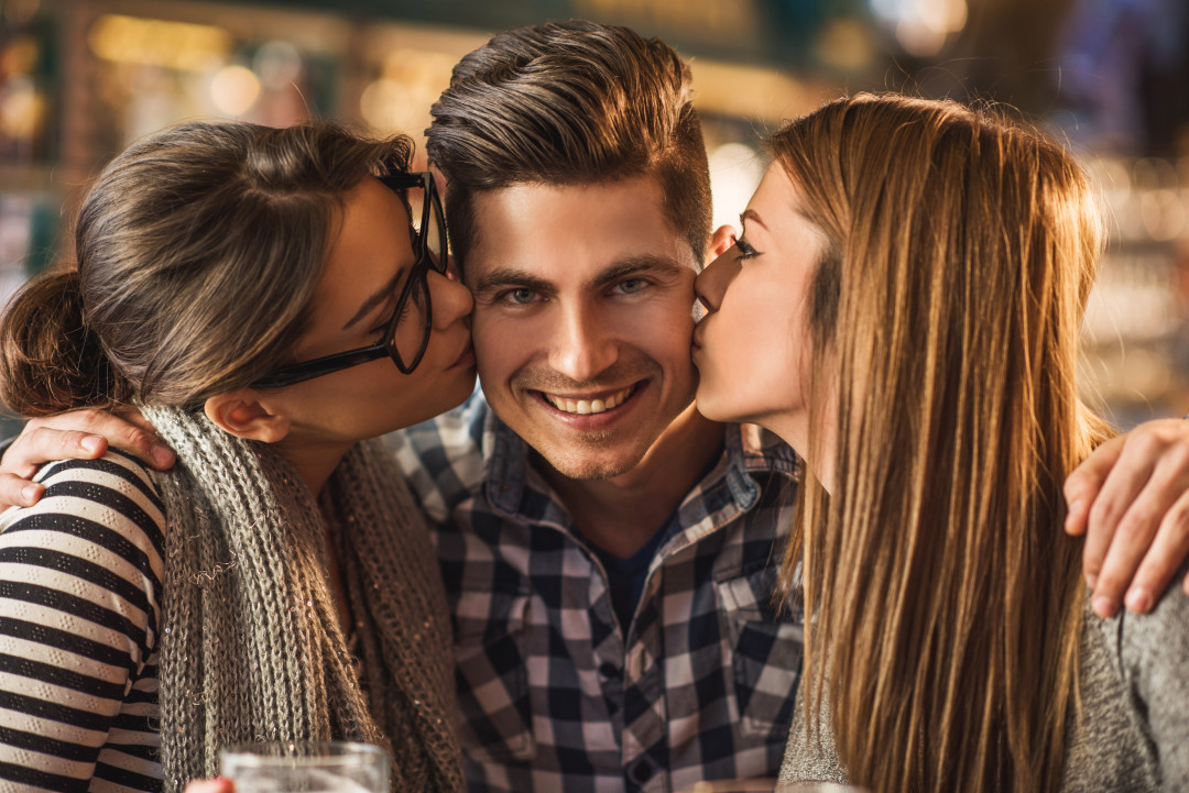 what is the difference between polyamory and open relationship